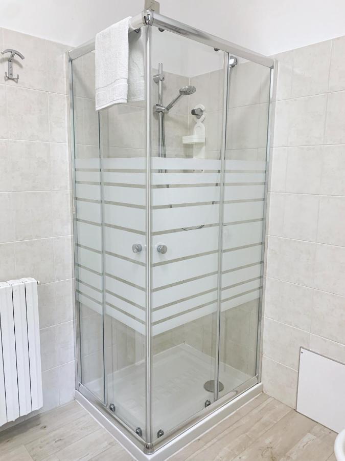 Grazia'S Apartment 萨萨里 外观 照片